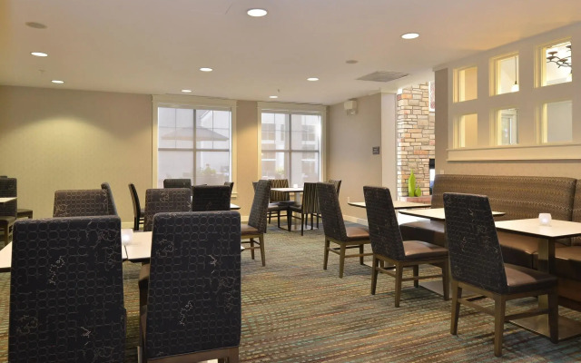 Residence Inn by Marriott Denver Airport at Gateway Park