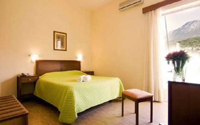 Hotel Stoupa