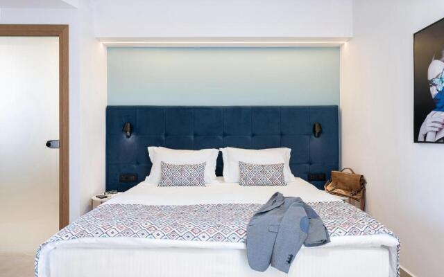 M City Hotel