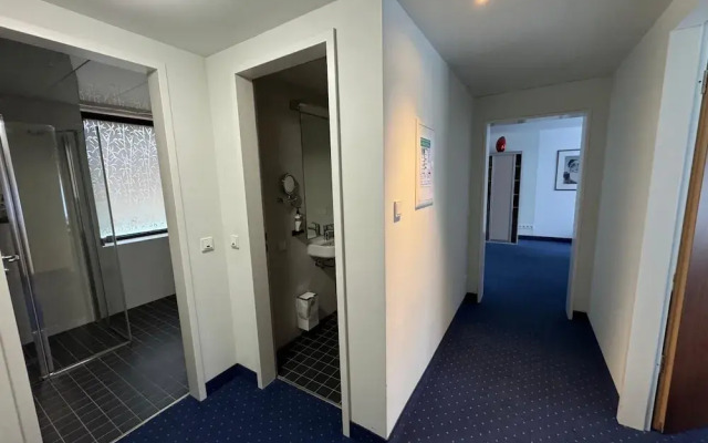 Hotel Regina - DG drei D.G. GmbH
