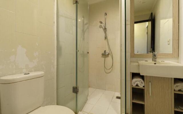 Reddoorz Plus @ Jalan Petojo Utara