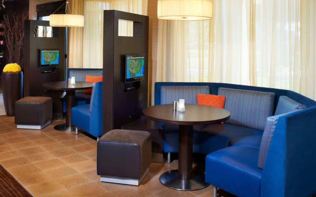 Courtyard by Marriott Columbus Dublin