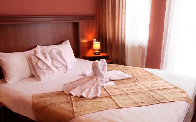 Astoria Hotel