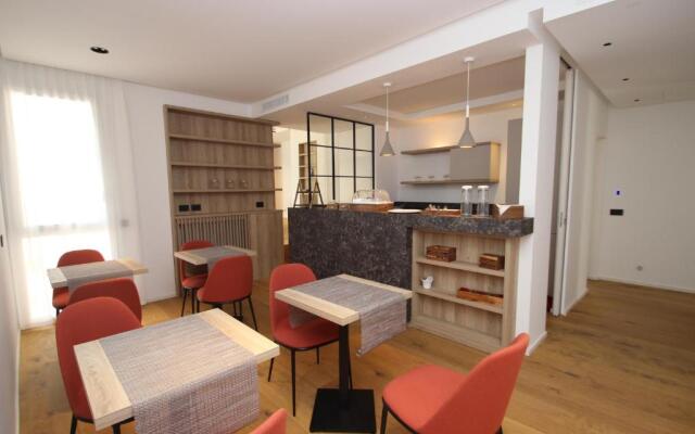 B&B Le Suites di Costanza