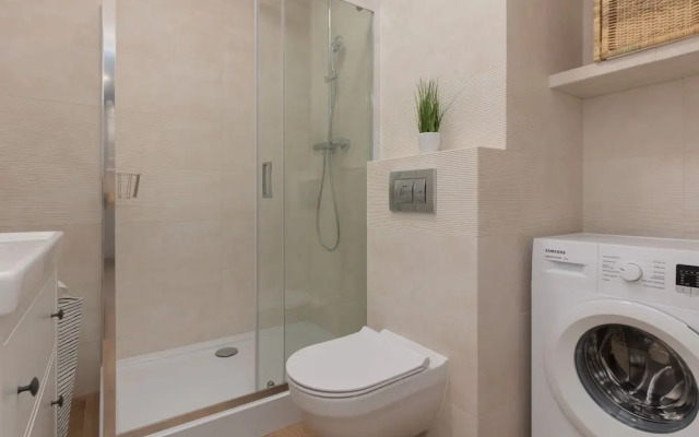 Cozy & Bright Studio Żupnicza by Renters