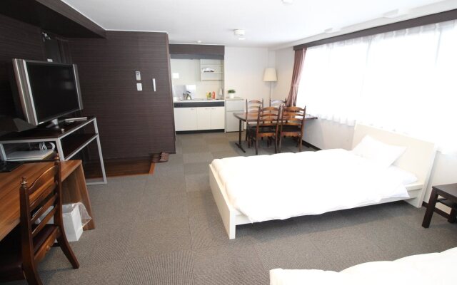 Hotel Chrysantheme Kyoto