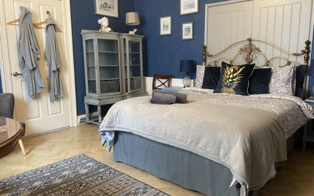 The Blue House B&B