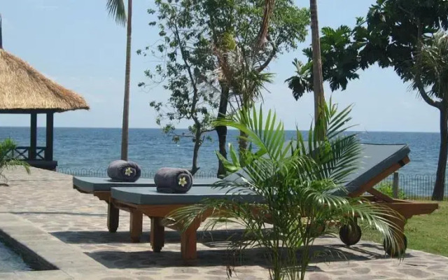 Kundalini Beach Houses