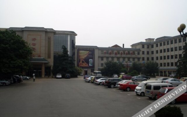 Zhongyuan Hotel