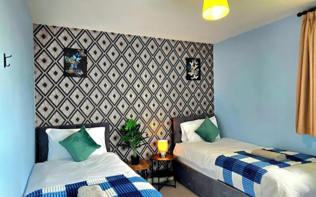 Retreat Private Rooftop 3 Bedroom Apartment