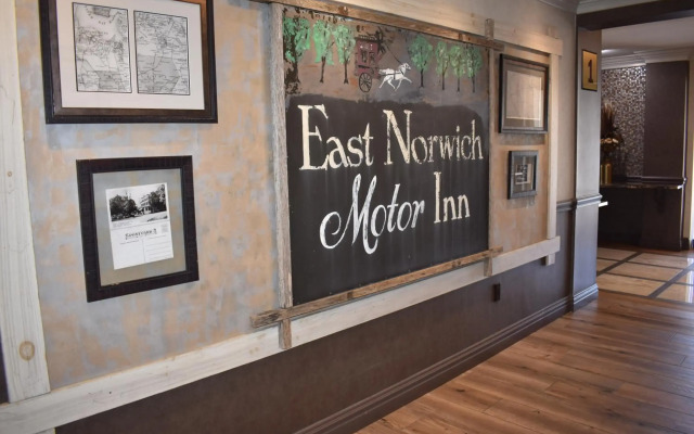 East Norwich Inn