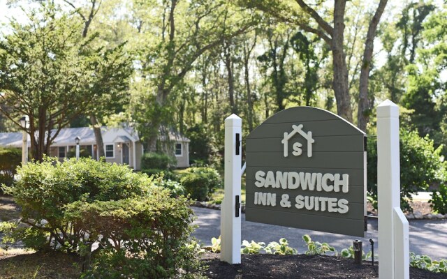 Sandwich Inn and Suites