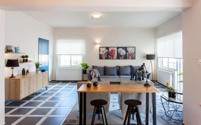 Nima's Beach Apartment