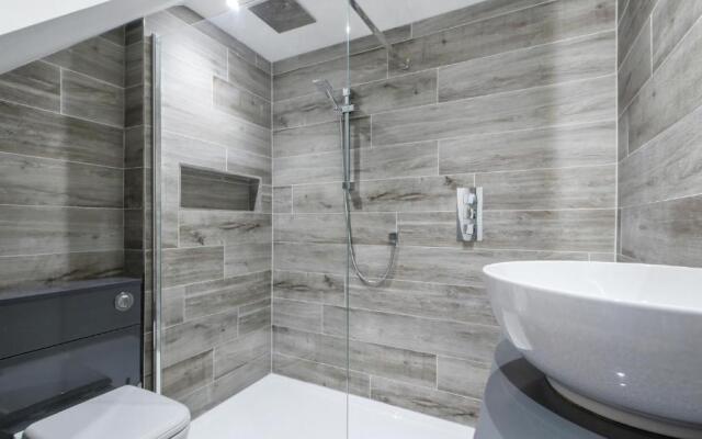 The Hadrian Apartment