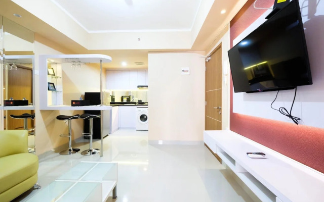Bright and Stylish 1BR The Oasis Apartment Cikarang