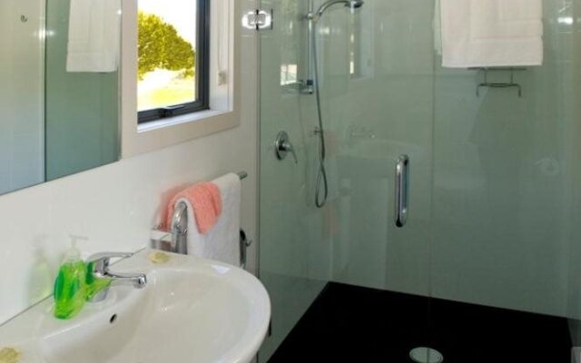 Tin Tub Luxury Lodge