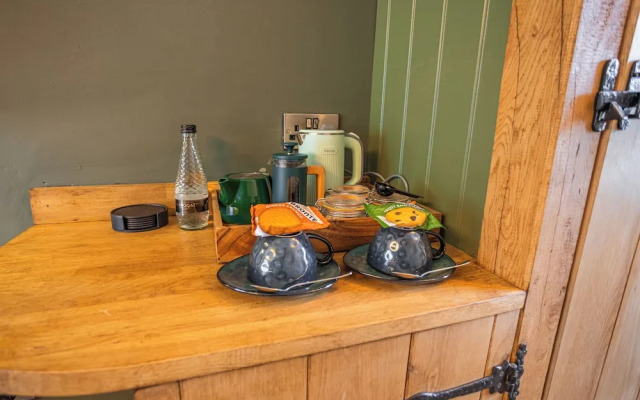 The Green Dragon Inn - Hardraw