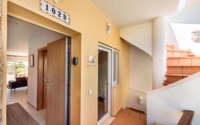 Luxurious First Floor Apartment Sleeps 4