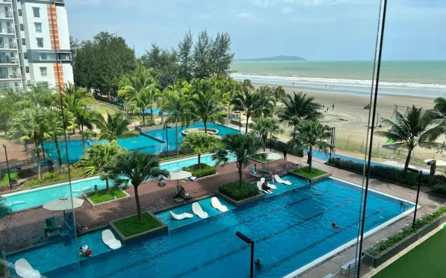 Timurbay Seafront Seaview & Poolview Suite with Wi-Fi