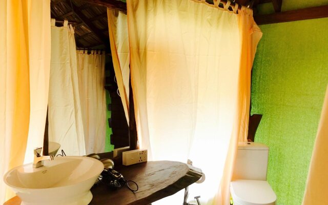Yala Lake View Cabanas