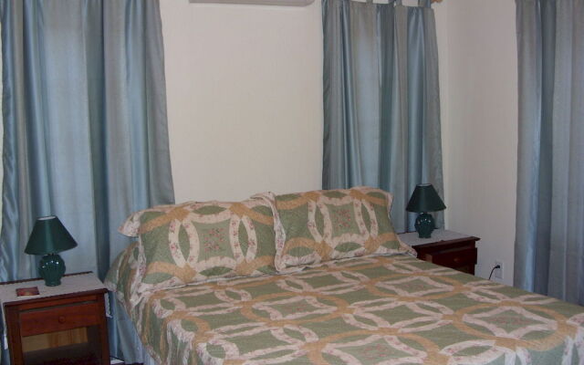 Island Seaside Suites