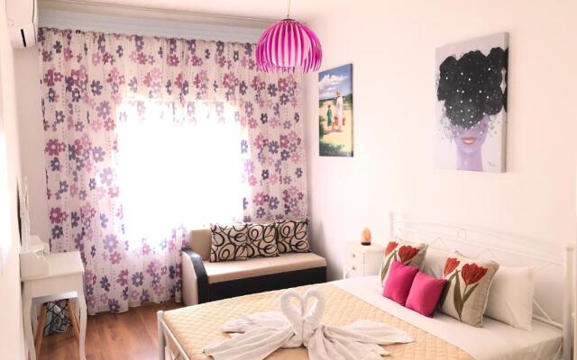 Evmorfias House