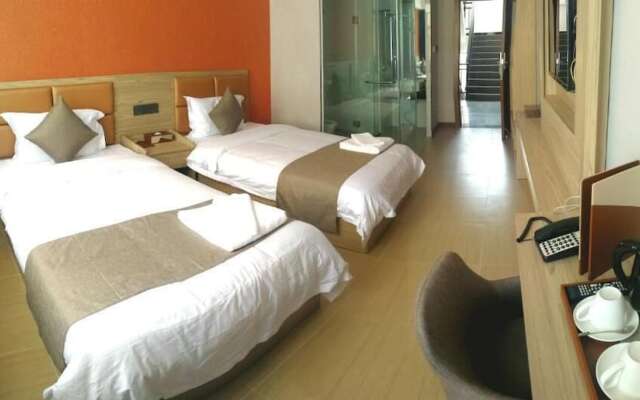 Paci Hotel