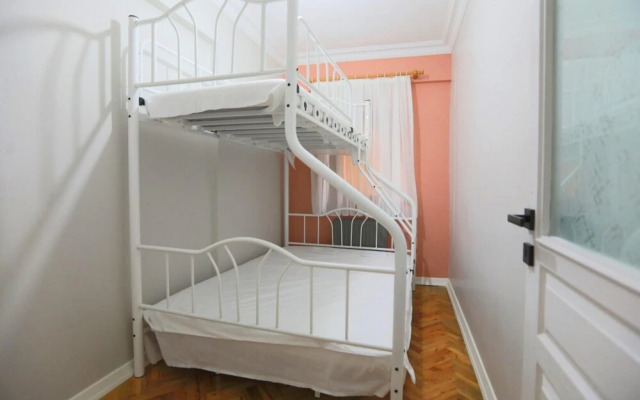 Stylish and Central Flat in Kadikoy