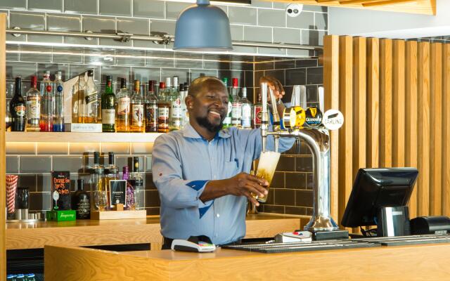 Holiday Inn Express Cardiff Bay by IHG