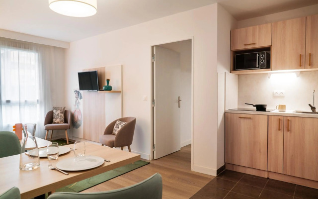 Residhome Paris-Guyancourt