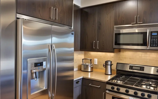 StaysPro - Venice Beach luxury Apartments minutes to The Marina And Santa Monica