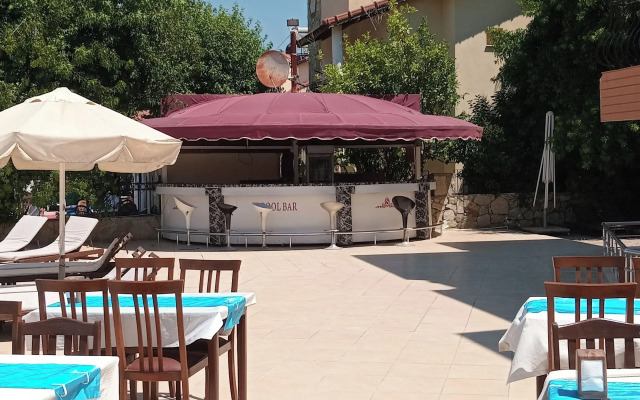 Grand Cınar Hotel