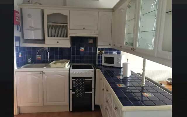 Spacious Sea View Apartment