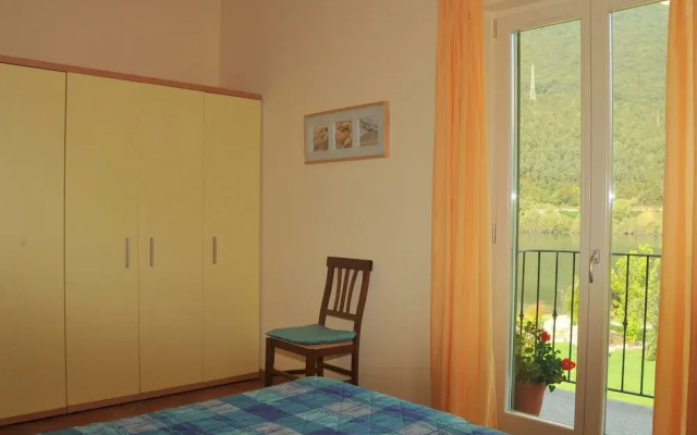 Beautiful Apartment in Idro With Pool
