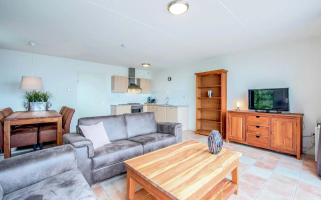 Apartment in Uitgeest by the Waterpark