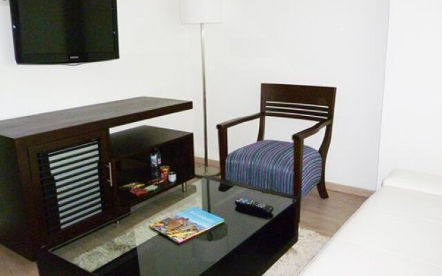 NH Collection Royal Smart Suites - 4 Nights, Barranquilla, Colombia