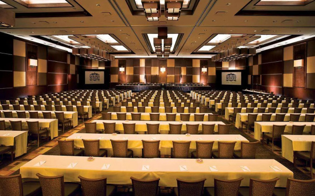 Golden Nugget Las Vegas Hotel & Casino