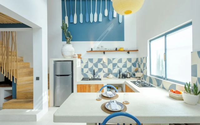 Studio Santorini - 1 BR Loft in Canggu