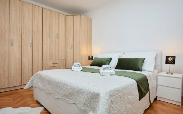 Tranquility gardens suite