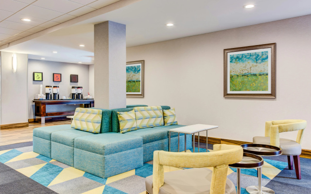 Hampton Inn & Suites Macon I-475