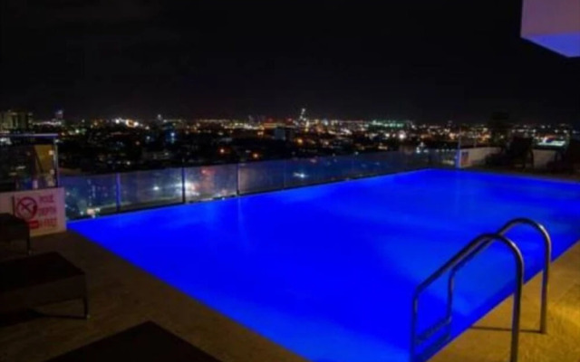 Mabolo Garden Flats by Sleeping Forest
