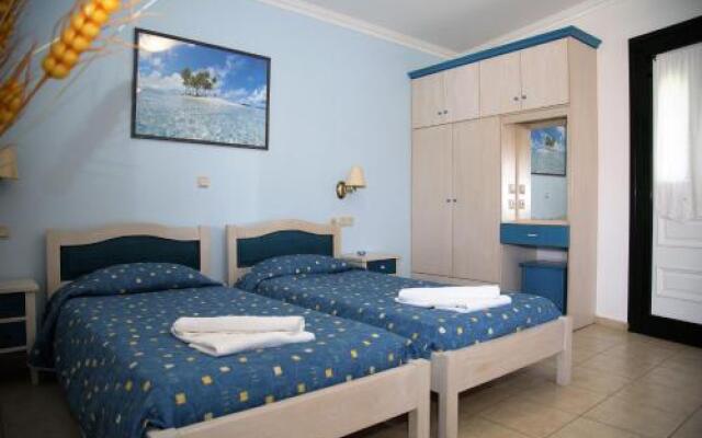 Helen Apartments & Studios