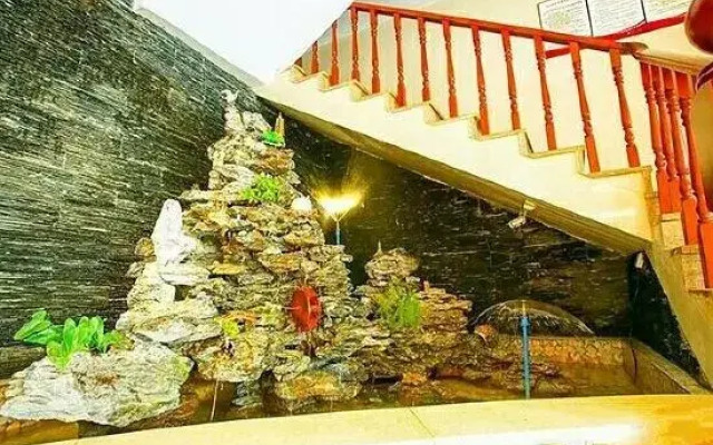 Minghao Business Hotel