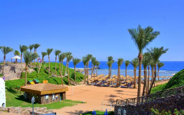 Nubian Island, Families and Couples only