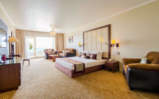 Sea Links Beach Hotel