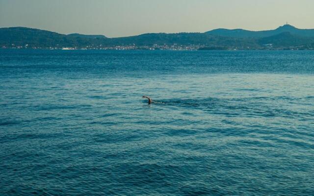 Bristol lux 3BR apartment with view