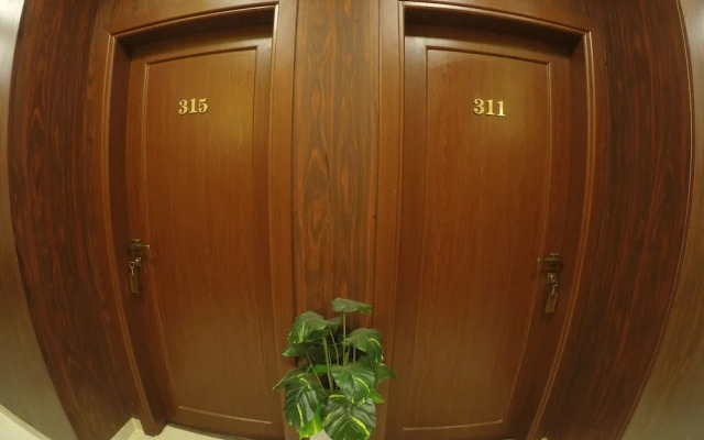 Grand City Hotel