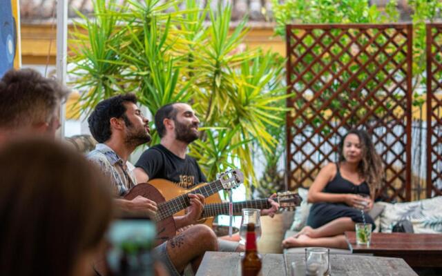 La Banda Rooftop Hostel