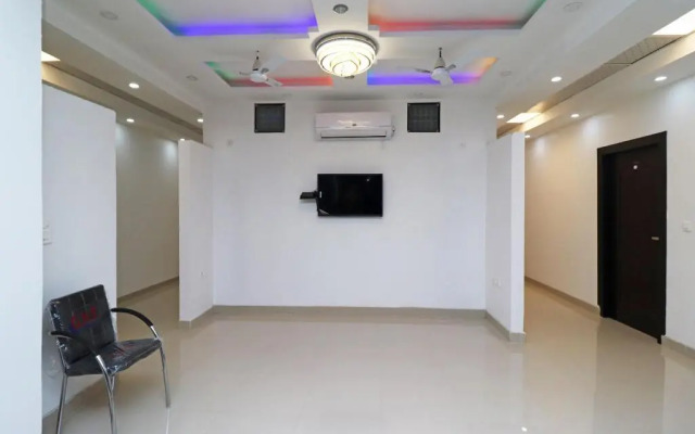 OYO 28849 Hotel Sunshine