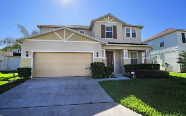 Windward Bay 4 bed / 3.5 bath home